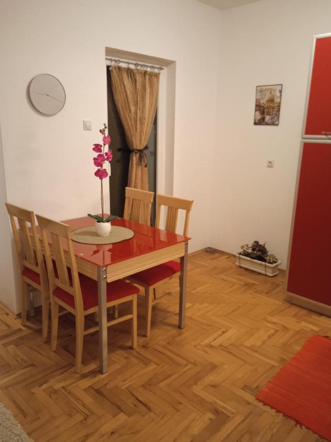 Ferienwohnung Dora Apartman Palić Exterior foto