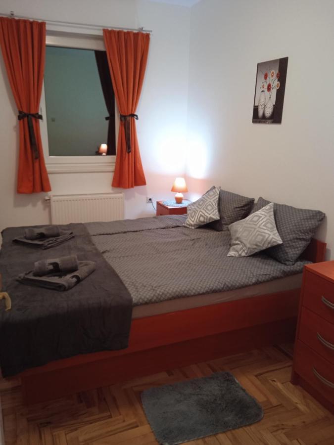 Ferienwohnung Dora Apartman Palić Exterior foto