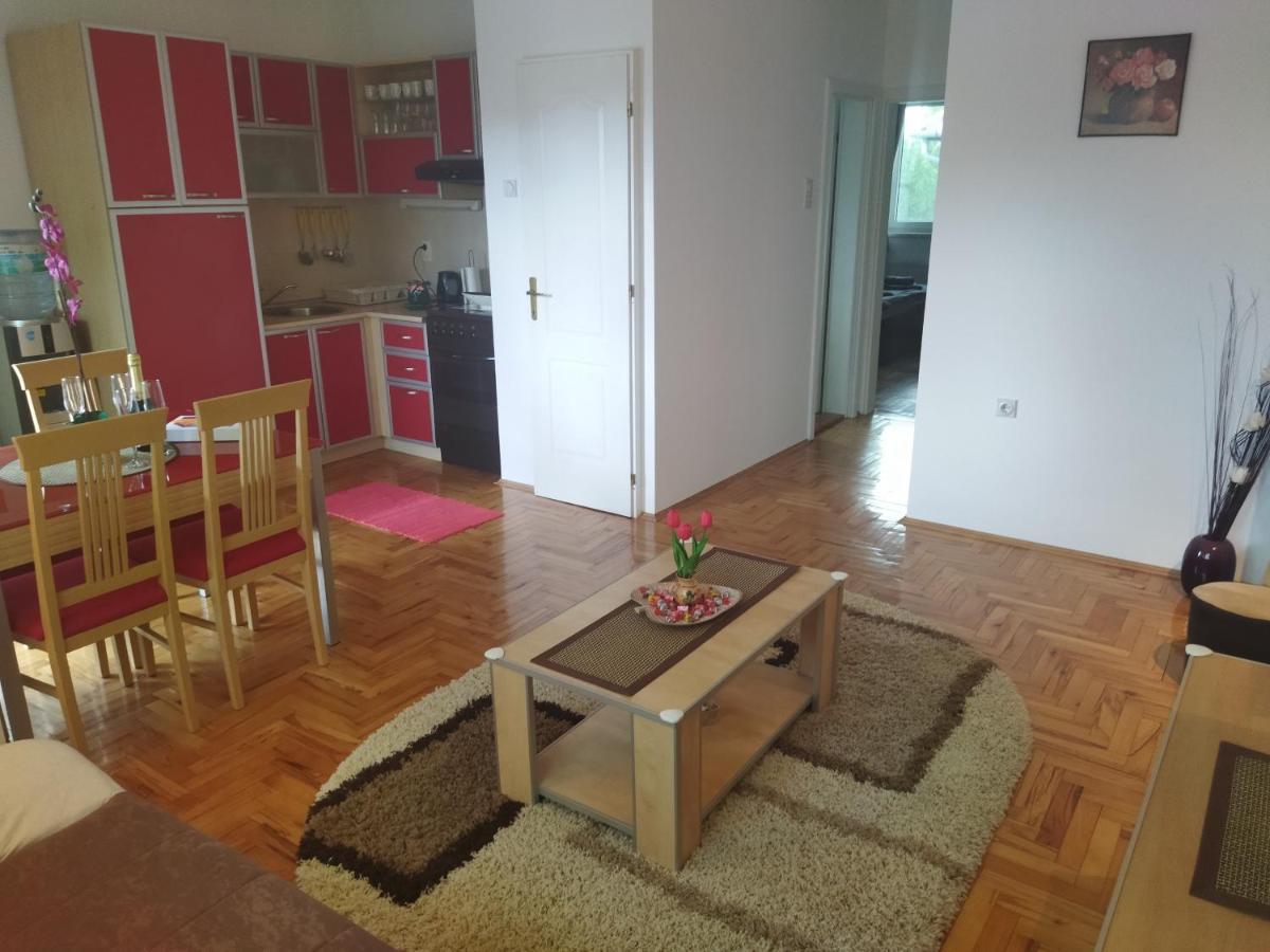 Ferienwohnung Dora Apartman Palić Exterior foto