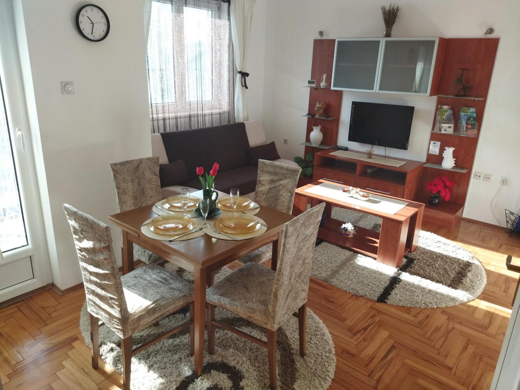 Ferienwohnung Dora Apartman Palić Exterior foto